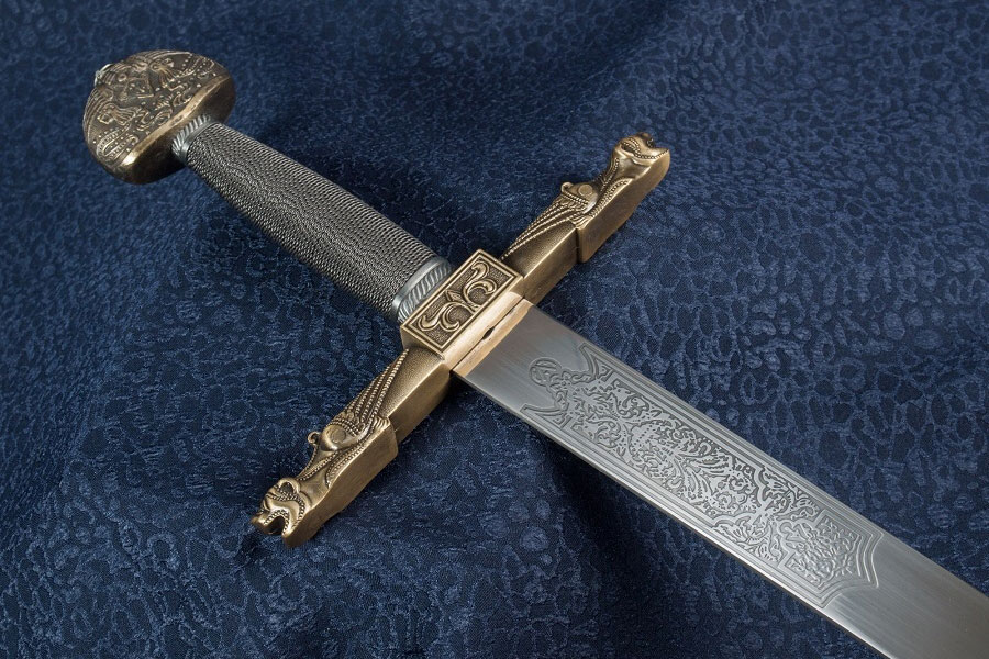 francia-koronazasi-kard-Uz8b