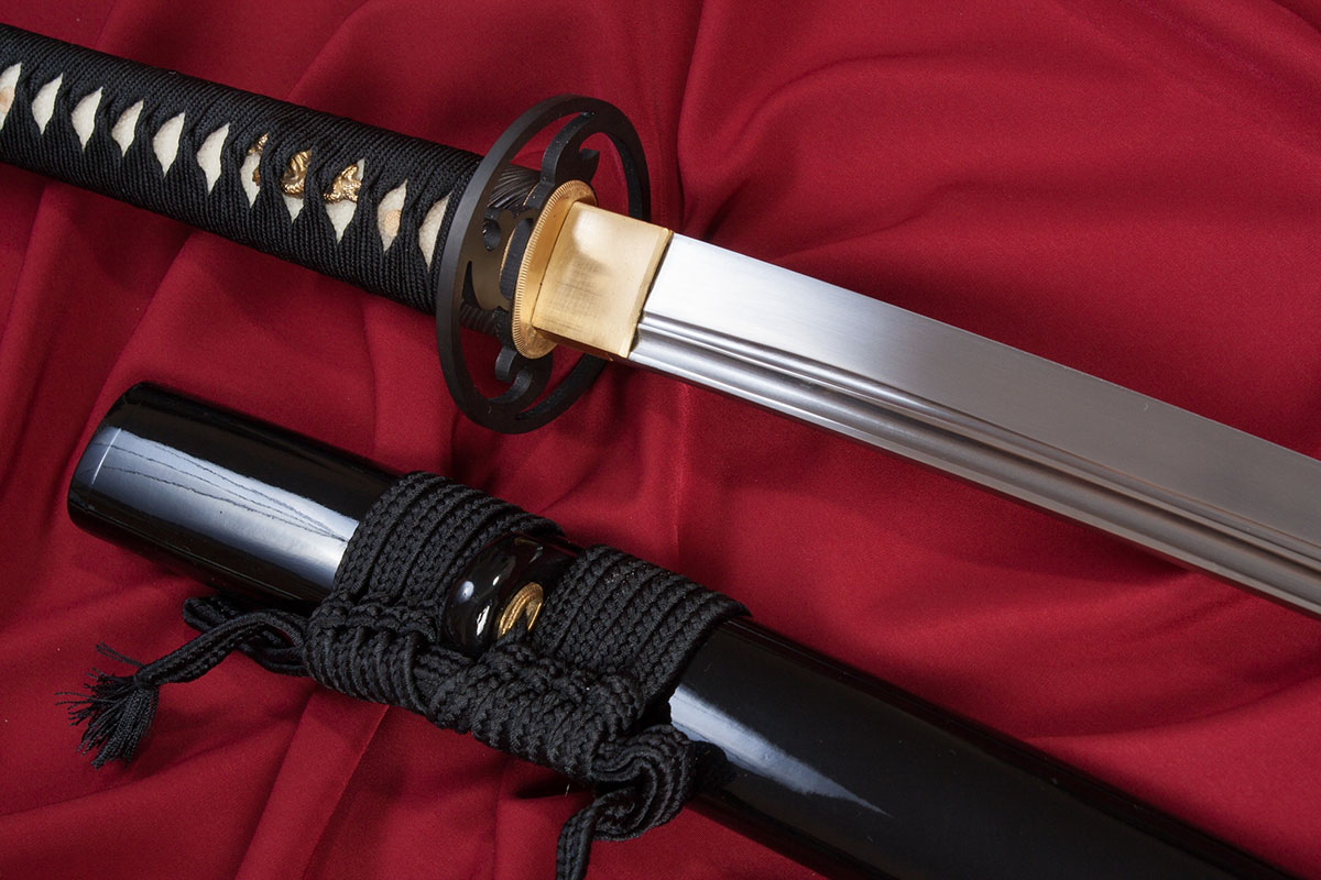 katana-yamamoto-cNnZ.jpg