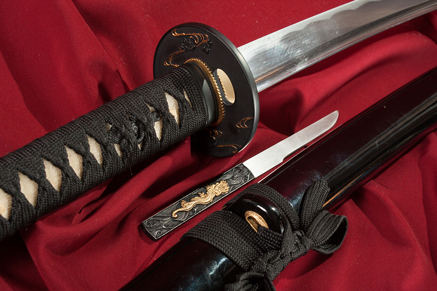 keleti-japan-fegyverek-katana-kitami-2-smYp