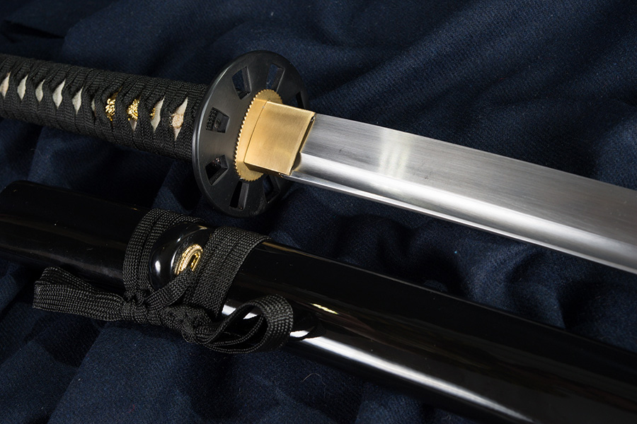 keleti-japan-fegyverek-katana-mino-1-YrXN