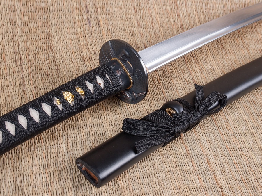keleti-japan-fegyverek-katanak-szamuraj-katana-1-inJC