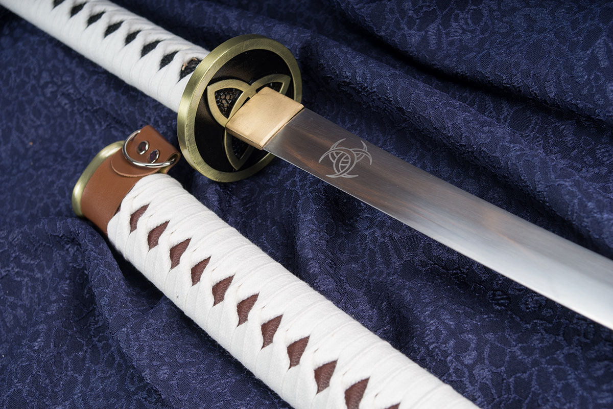 michonne-katana-bKmL