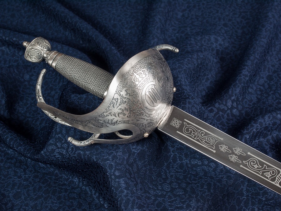 replika-fegyverek-kardok-ujkor-iii-karoly-kard-1-ilul