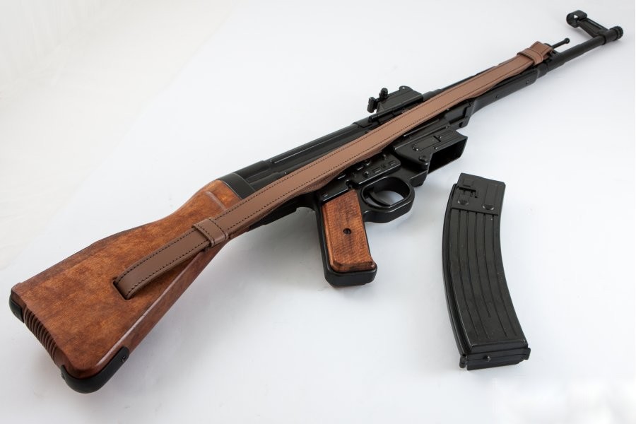 replika-modern-fegyverek-2-vilaghaboru-stg44-sturmgewehr-44-gepkarabely-5-zo4h