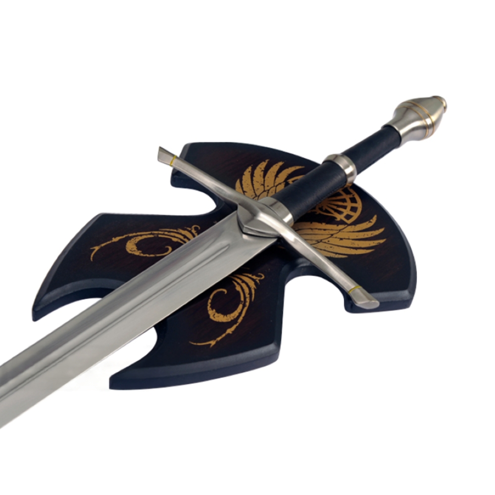 replikashop-filmek-sorozatok-gyuruk-ura-fegyverek-strider-tartoval-2-CmEh