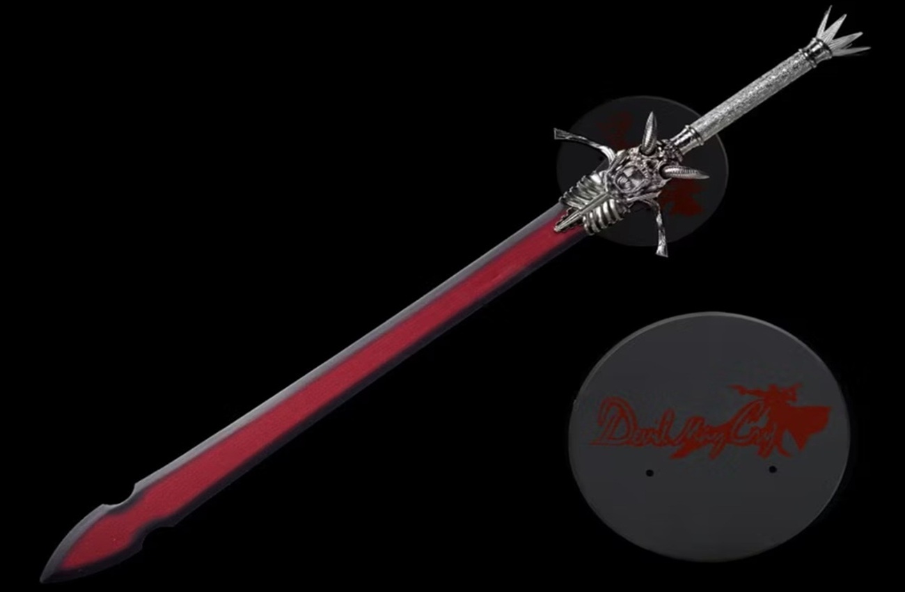 replikashop-videojatekok-devil-may-cry-voros-rebellion-KpF9